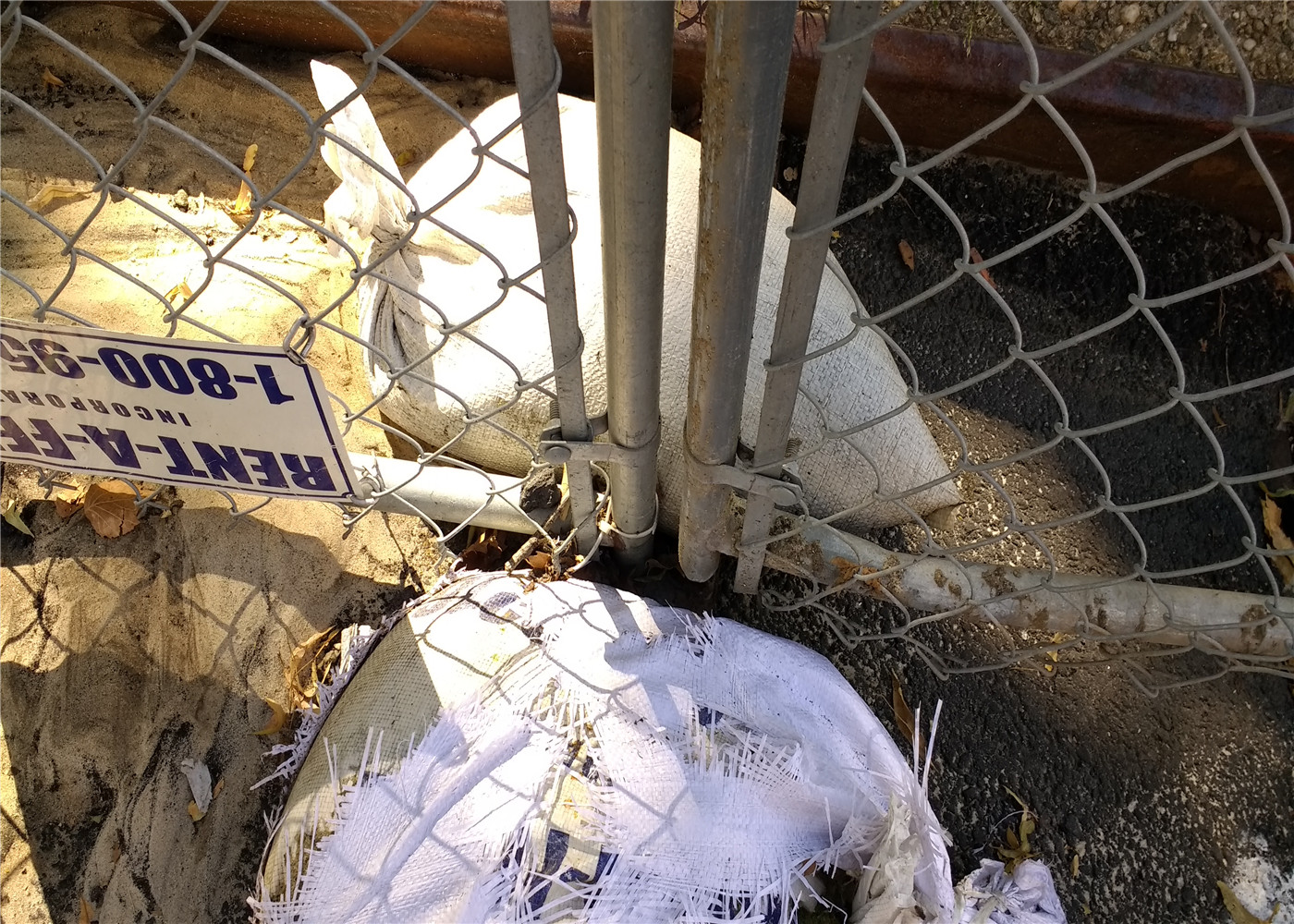 Carbon Steel Pipe Temporary Chain Link Fence Metal Fence Panels 6'X9.5' 2⅜"X2⅜"