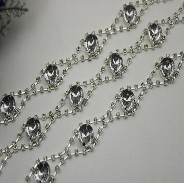 Buy cheap OEM graceful luxury silver color bag hardware 20 mm diamond decorative iron metal chain for tote bag from wholesalers