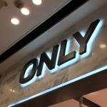 3D Logo Backlit Channel Letter Signs Milk White Acrylic / Polycarbonate