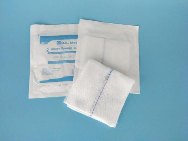 Buy cheap Non-Sterile And Sterile Gauze Compress Sponge Disposable Medical Surgical Absorbent Gauze Swabs With X-Ray Gauze Pad from wholesalers