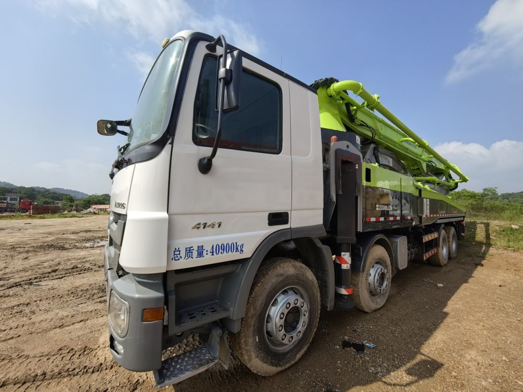 Construction Machinery 47m Truck Mounted Pump Concrete Boom Pump