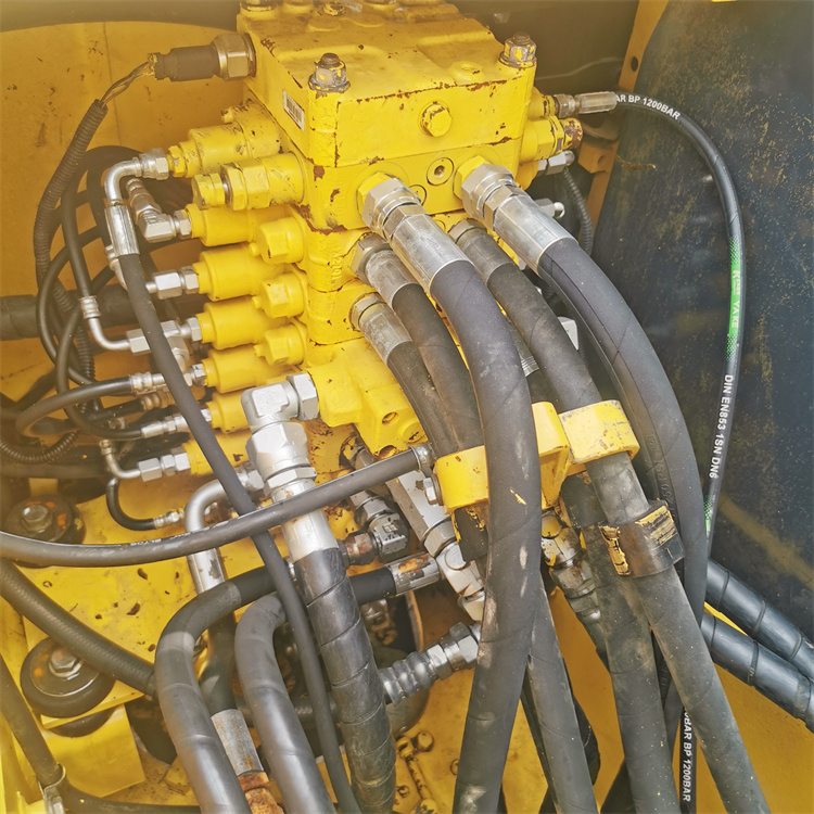 2020 Original Used Komatsu PC130-7 Excavator with Original Hydraulic Pump in Shanghai