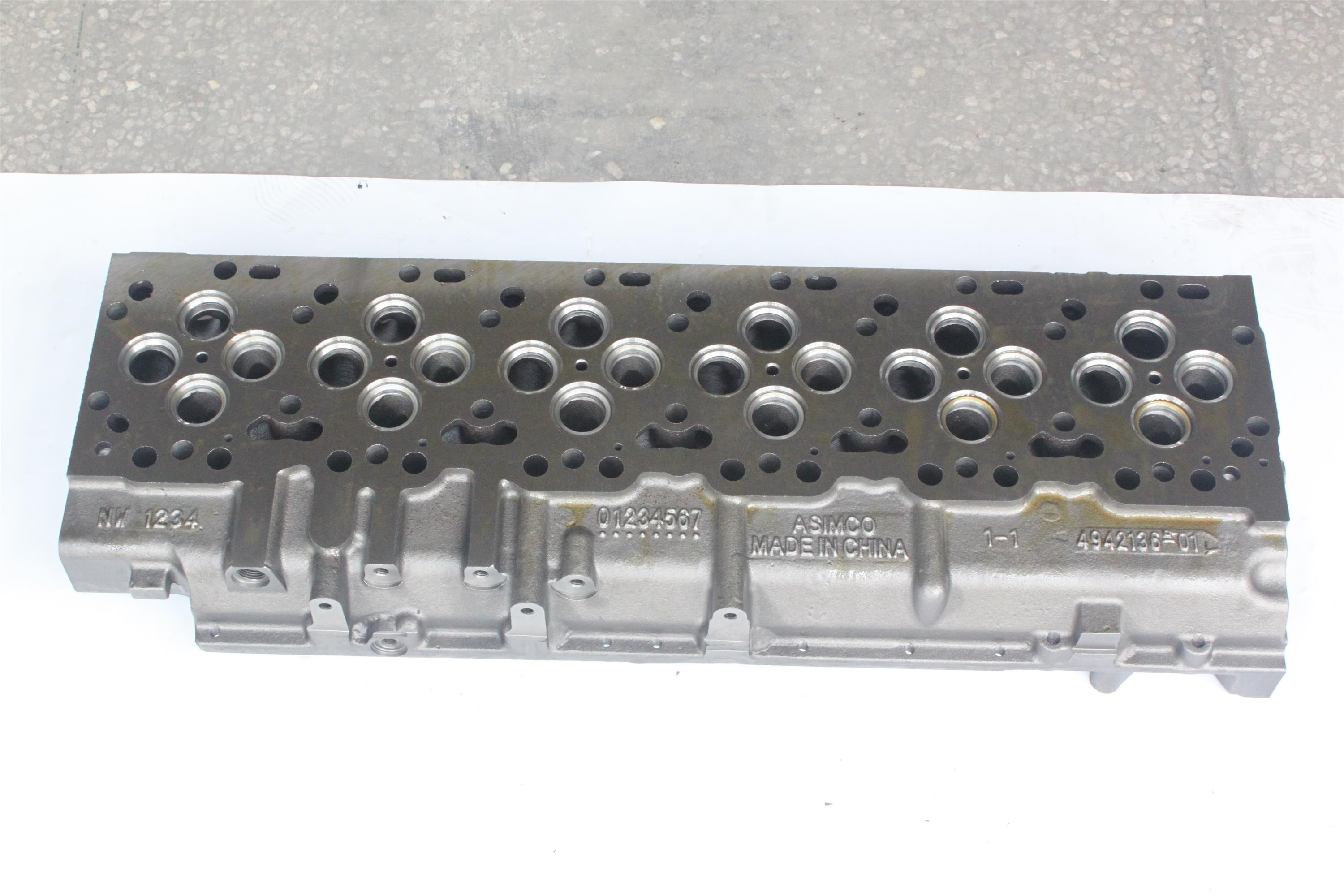 DCEC 6D114 Engine Cylinder Head Perfect for Repair/Replacement Needs