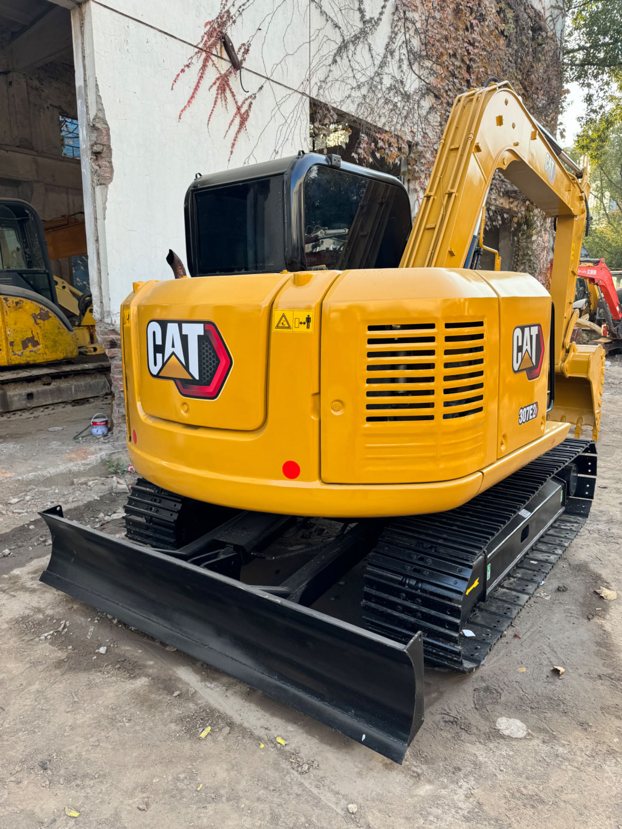 Affordable and Energy-Saving Second Hand Cat307 Excavator with 0.31m3 Bucket Capacity