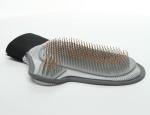 Buy cheap Silicone True Touch Deshedding Glove For Gentle And Efficient Pet Grooming from wholesalers