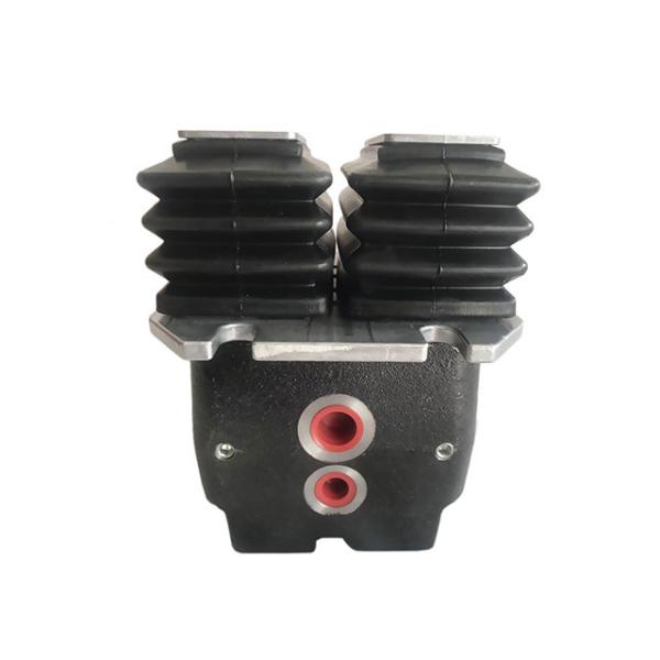 Excavator Hydraulic Foot Pedal Control Valve Yn30V00105f2 For Kobelco Sk200-8