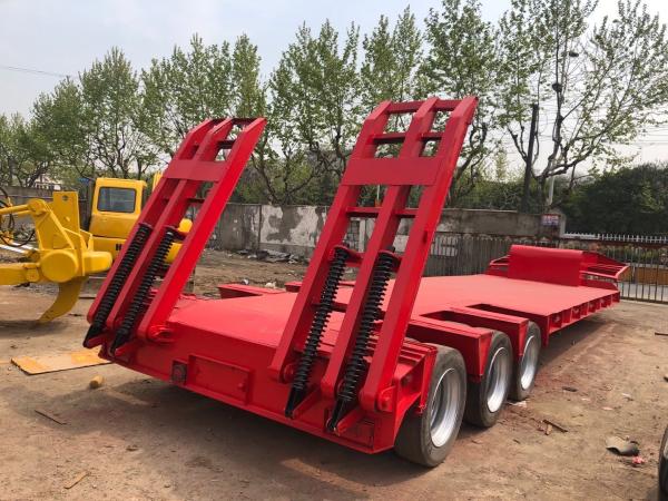 Buy cheap Gooseneck Lowboy Low Bed Truck Trailer Used Flatbed Trailer 3 Axle 40T 50T from wholesalers