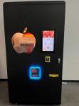 220V 400W Fruit Apple Juice Vending Machine For Hotels Garment Shops