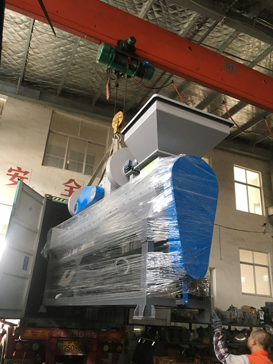500-5000kg/H Glass Bottle Label Remover Machine 30kw PET Bottle Label Remover