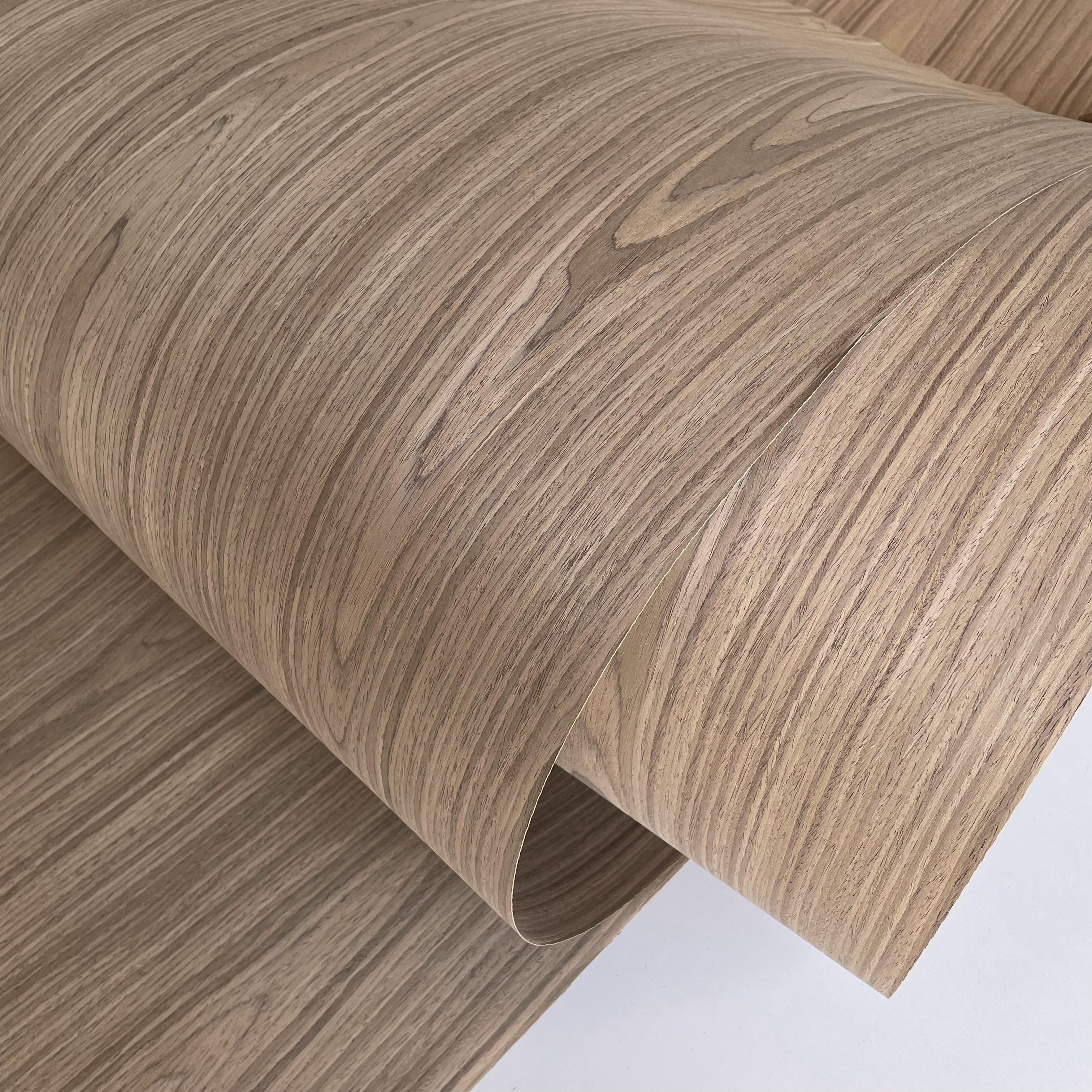 New Design Engineered Reconstituted Walnut Wood Veneer Color DIY Craft Art 2500*640 MM For Door Table Skin
