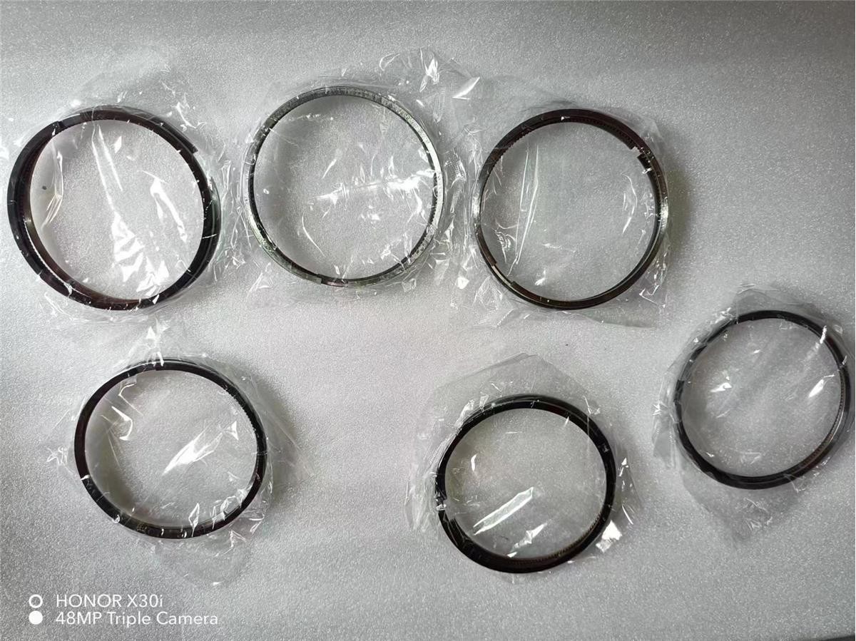 Diesel Engine Spare Parts For Cummins 6CT Cylinder Liner Kit 8-98040-125-0 4HK1 6HK1 Diesel Auto Parts Piston Ring