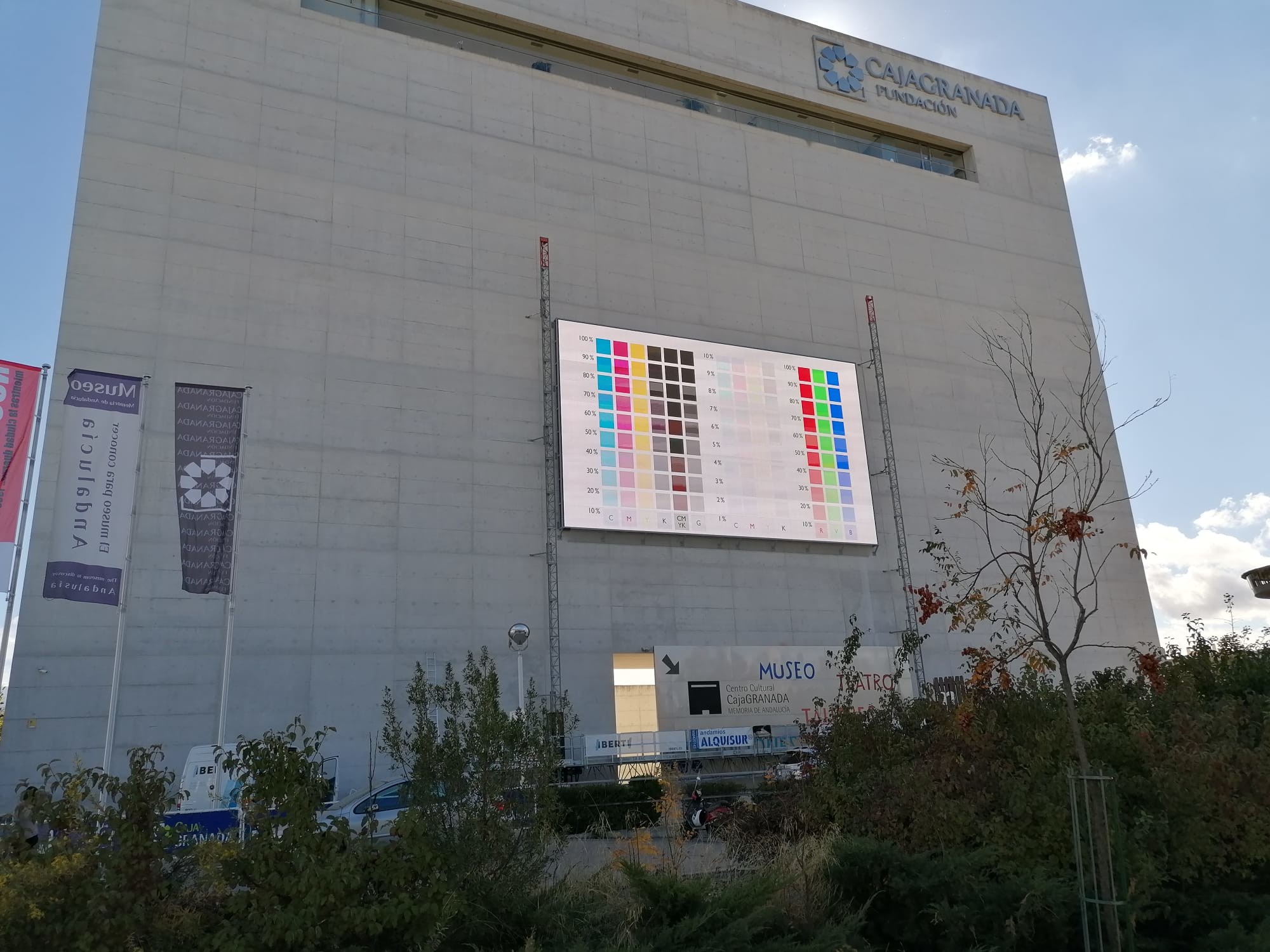 960*960 P6 SMD1921 Outdoor LED Advertising Screen 5500nit/sqm