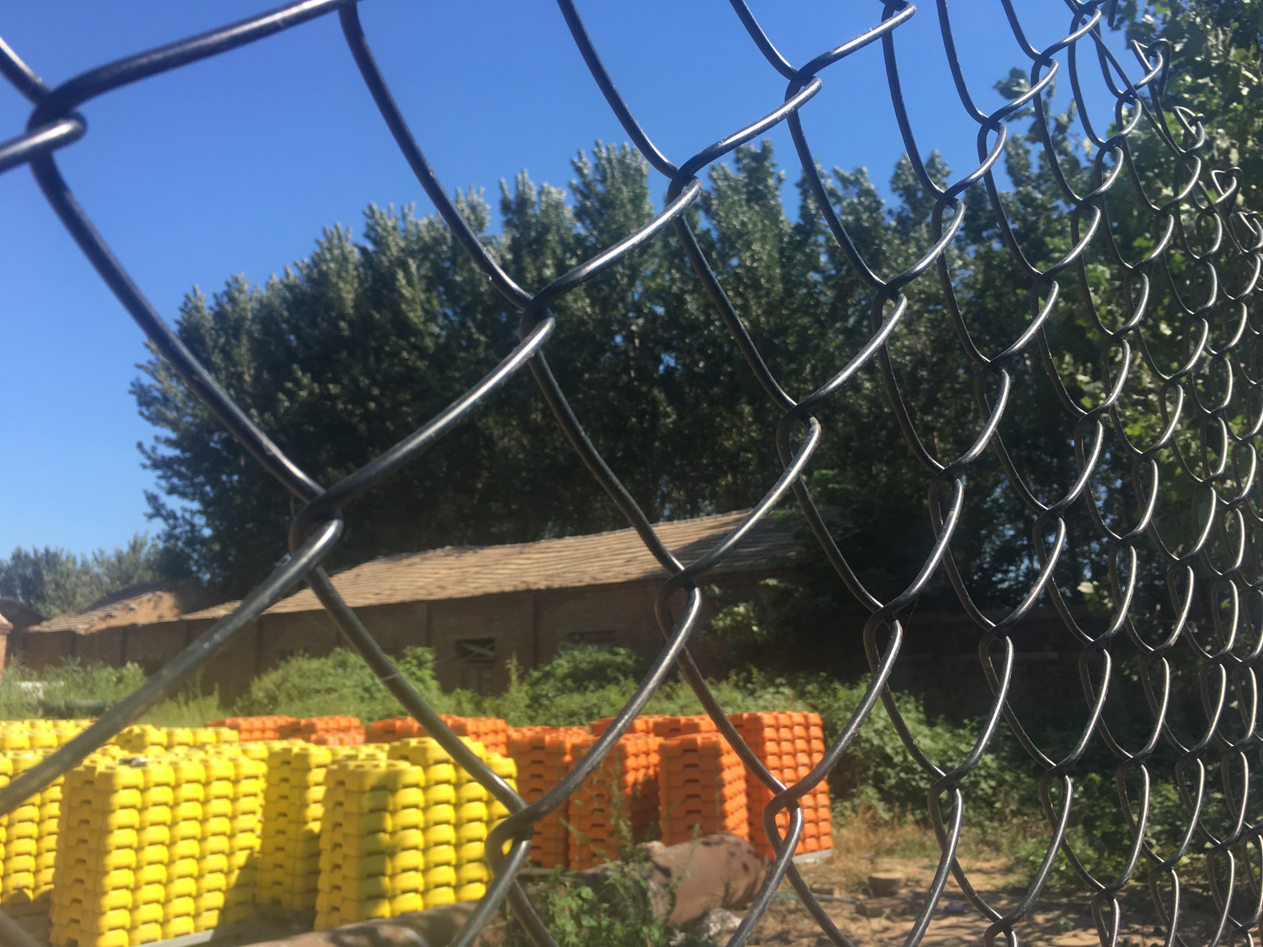 chain link fence with cheap price/diamond wire mesh