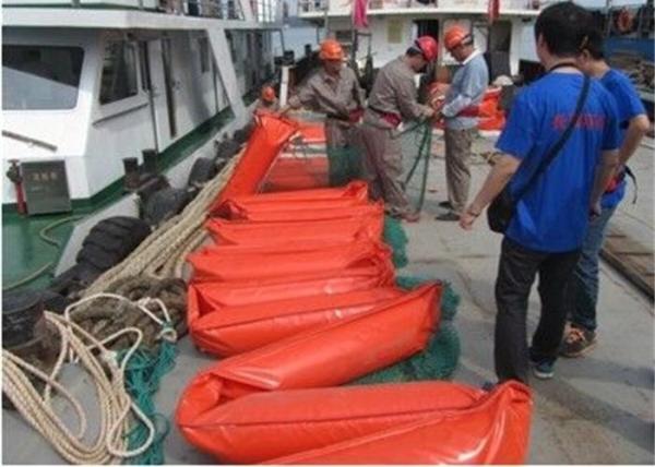 Quality PVC Floating Oil Containment Boom Excellent Wave Riding And Steadiness for sale