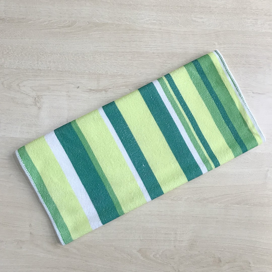 Single size printed strip design microfiber dry water wipes OEM supplier with good quality