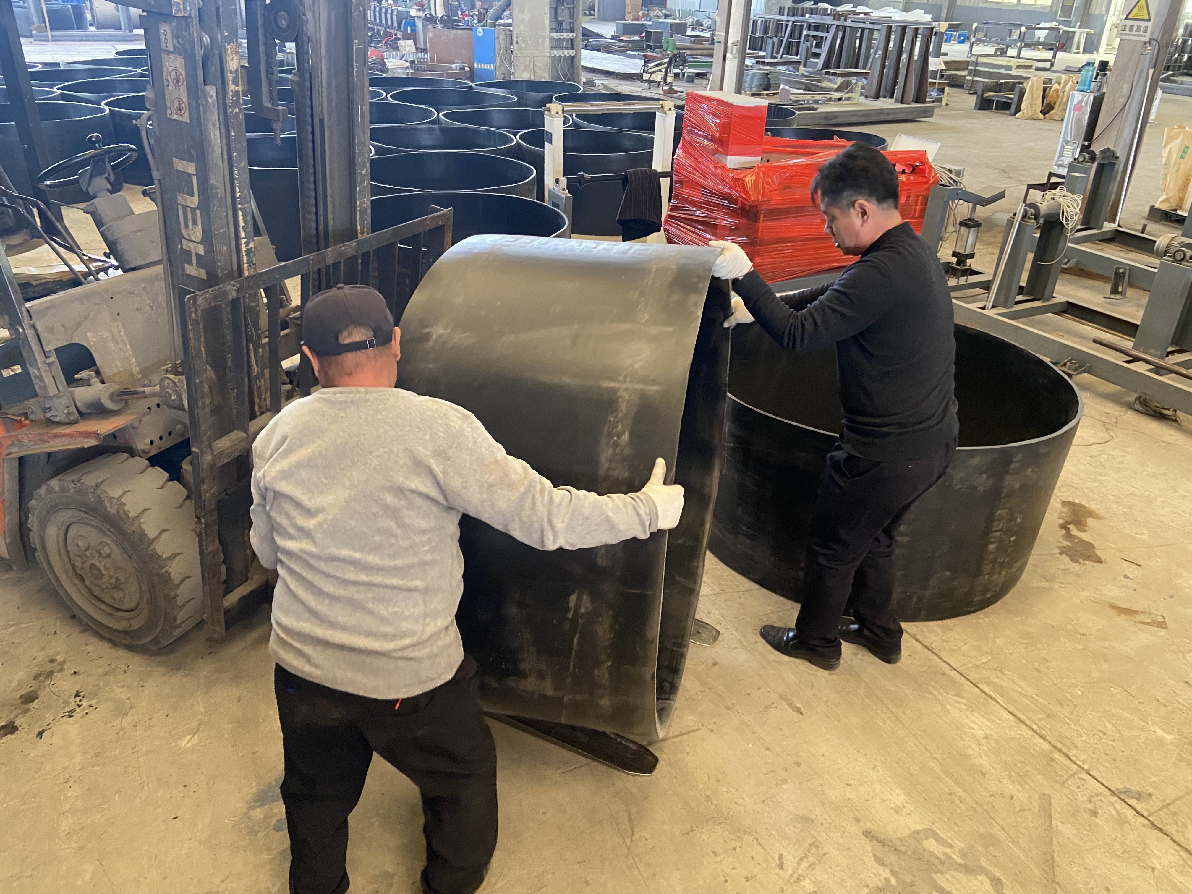 3LPE External Coating Line Pipe Wrap Around Sleeve Heat Shrinkable Sleeve 100 N/Cm