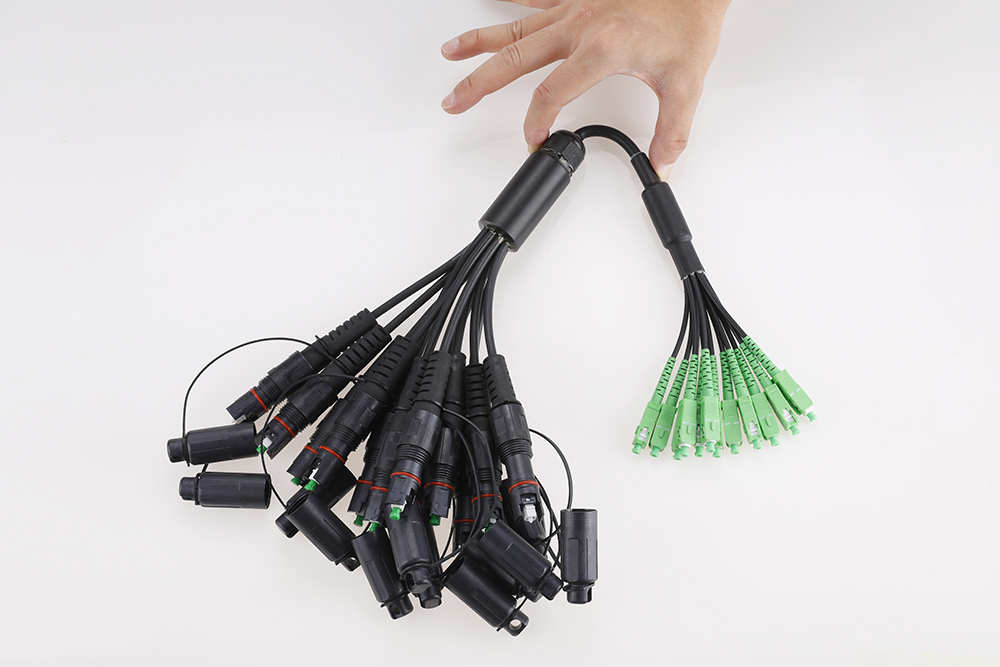 Customized FTTH Waterproof Patch Cord For OptiTap Corning SC APC
