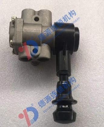 Buy cheap Mitsubishi Fuso Hand Brake Valve MK449782 Truck Parts For Mitsubishi from wholesalers