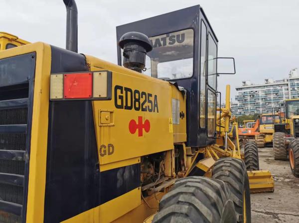 Buy cheap Used KOMATSU GD825A Motor Grader Second-Hand Construction Equipment from wholesalers