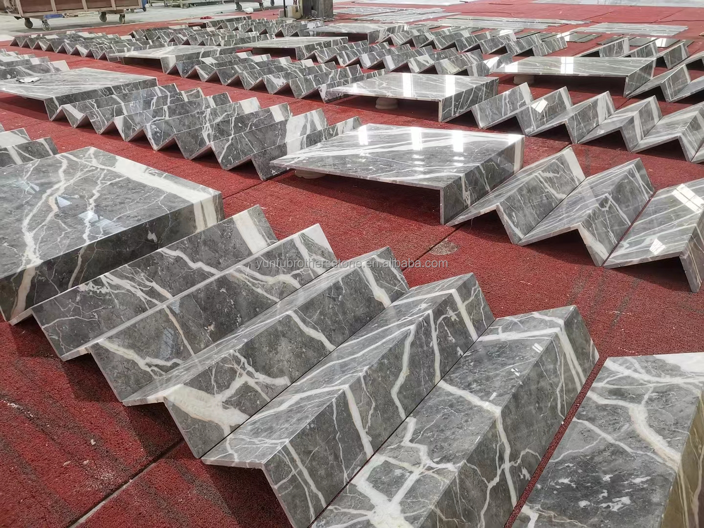 Natural Stone Big Slab Cut-to-Size Honed Stone Slab Modern Marble Stairs for Indoor Villa