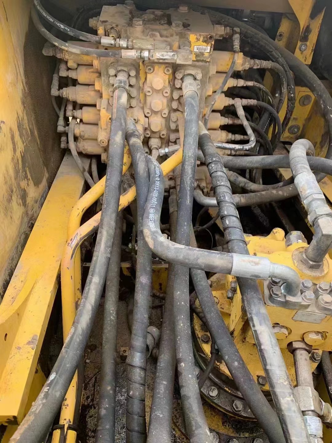 21000 KG Weight Komatsu 200-8 Excavator Original Hydraulic Pump Excellent Performance