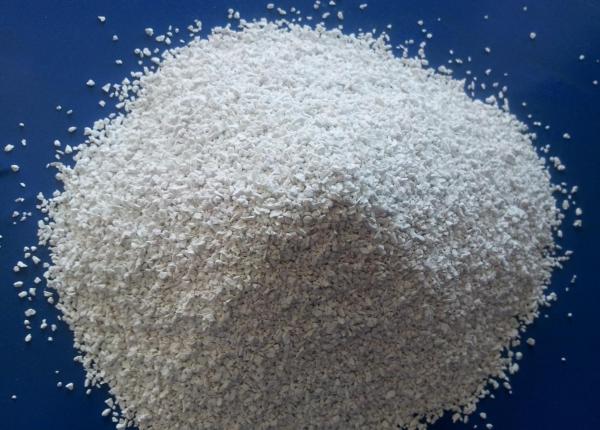 Buy cheap White Calcium Hypochlorite Powder For Silk Fiber Fabric Bleaching And Purification from wholesalers