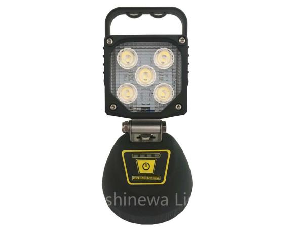 Buy cheap 800 Lumen Portable Rechargeable LED Work Light , Magnet Base SOS Flashing from wholesalers