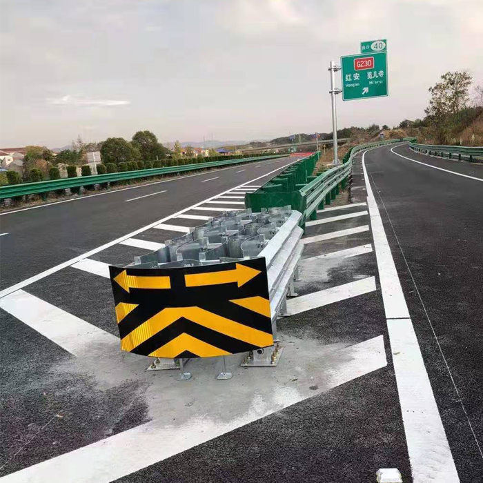 Roadway Safety And Outdoor Security Traffic Barrier Crash Cushion