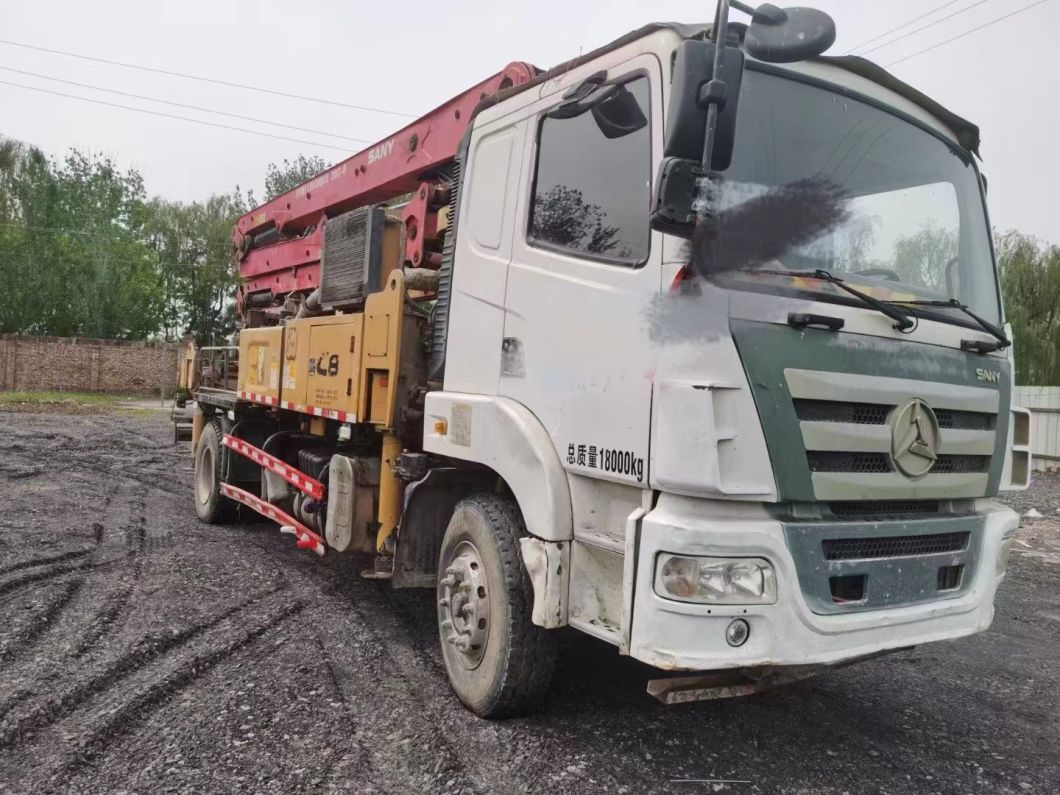 2018 Used Concrete Pump Truck 30m Truck Mounted Pump Construction Equipment