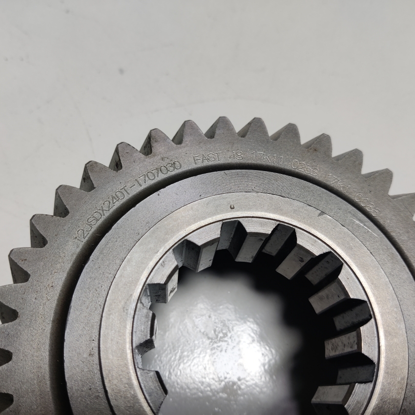 10 Kg DongFeng Fast 12JSDX240T-1707030 Helical Gear Transmission Sub Box Drive Gear