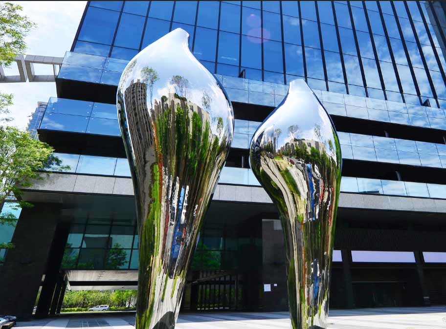 Handicraft Modern Abstract Sculpture , Modern Art Abstract Outdoor Sculpture