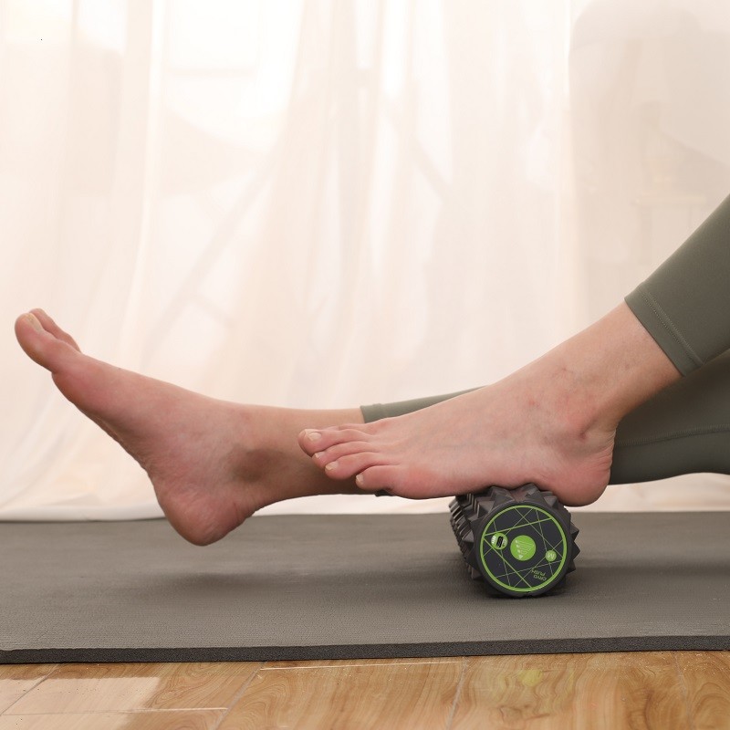 DC5V Vibrating Fitness Roller , 2.0A EVA Yoga Massage Roller