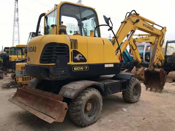 Buy cheap Hyundai R60W-7 Used Mini Excavator Machine , Second Hand Wheel Excavators For Sale from wholesalers