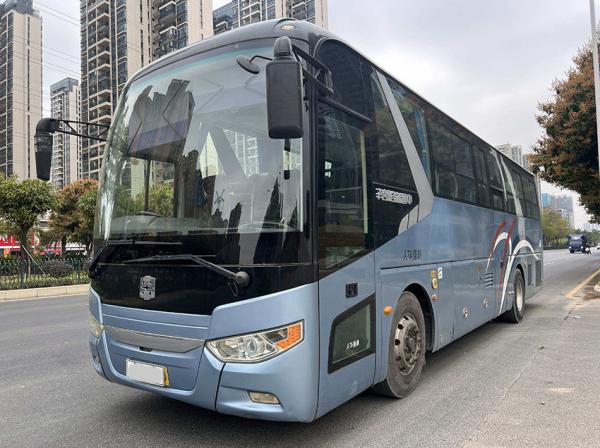 Euro 4 Zhongtong Used Commercial Buses 30 Seats - 50 Seats With WP7.210E40