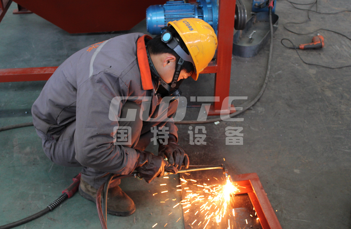 1.5-3m Ring Diameter Horizontal Silica Sand Quartz Ceramic Ball Mill Machine 5-12m Length