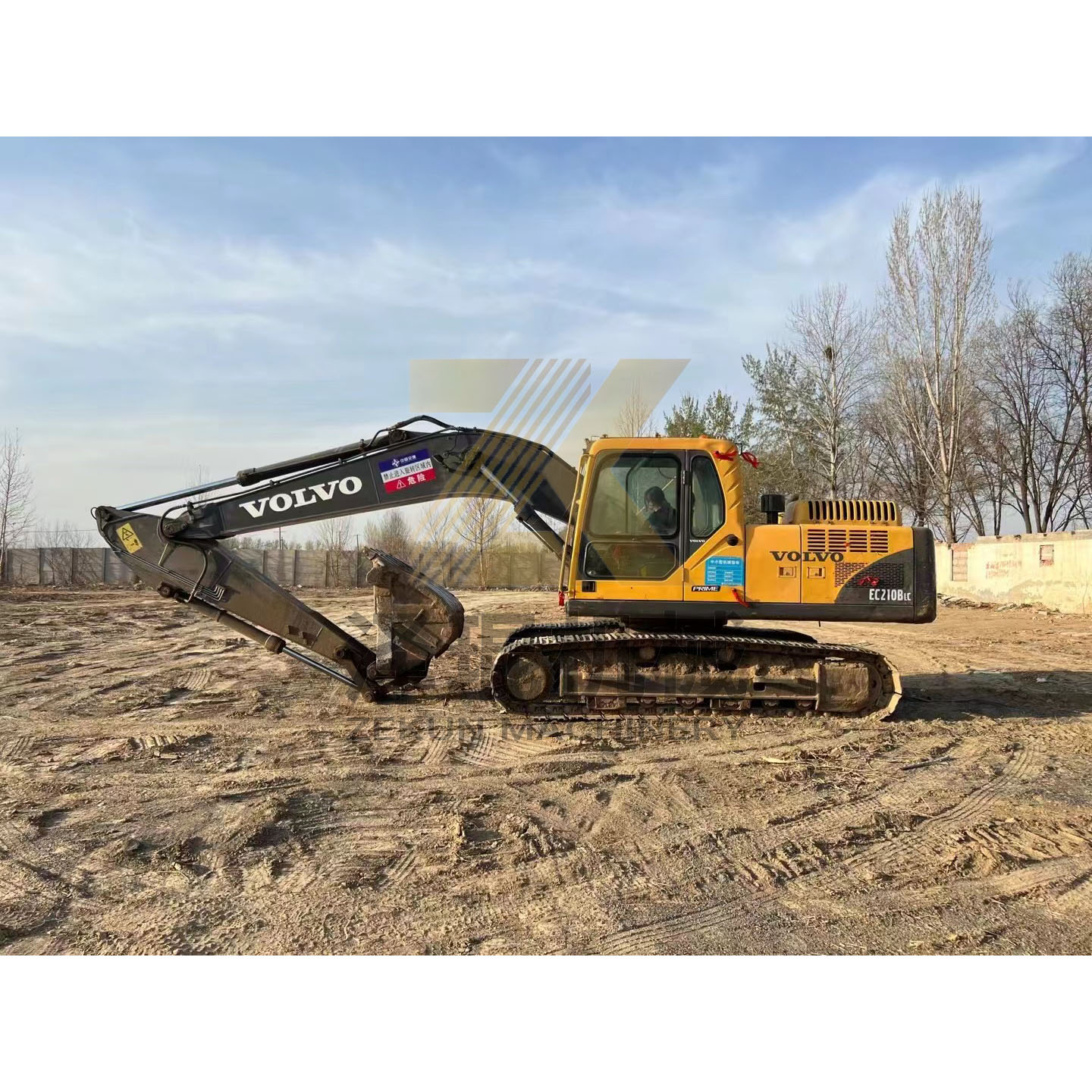 Used VOLVO EC290 EC240BLC EC210/240B EC140 EC210 BLC Crawler Excavator with VOLVO Engine