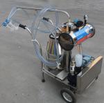 Single Bucket Portable Vacuum Pump Milking Machine With 250 l / Min Vacuum Pump