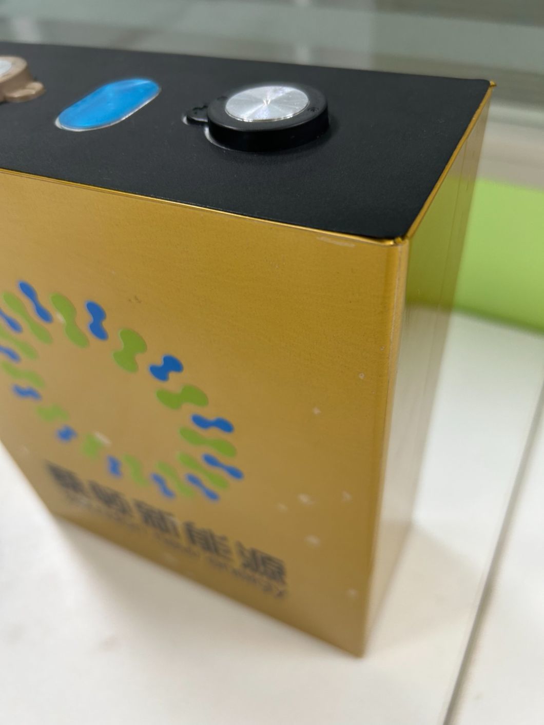 325ah LiFePO4 Lithium Battery, 12500 Times Cyclelife for Ess, Construction Machinery, Heavy Trucks