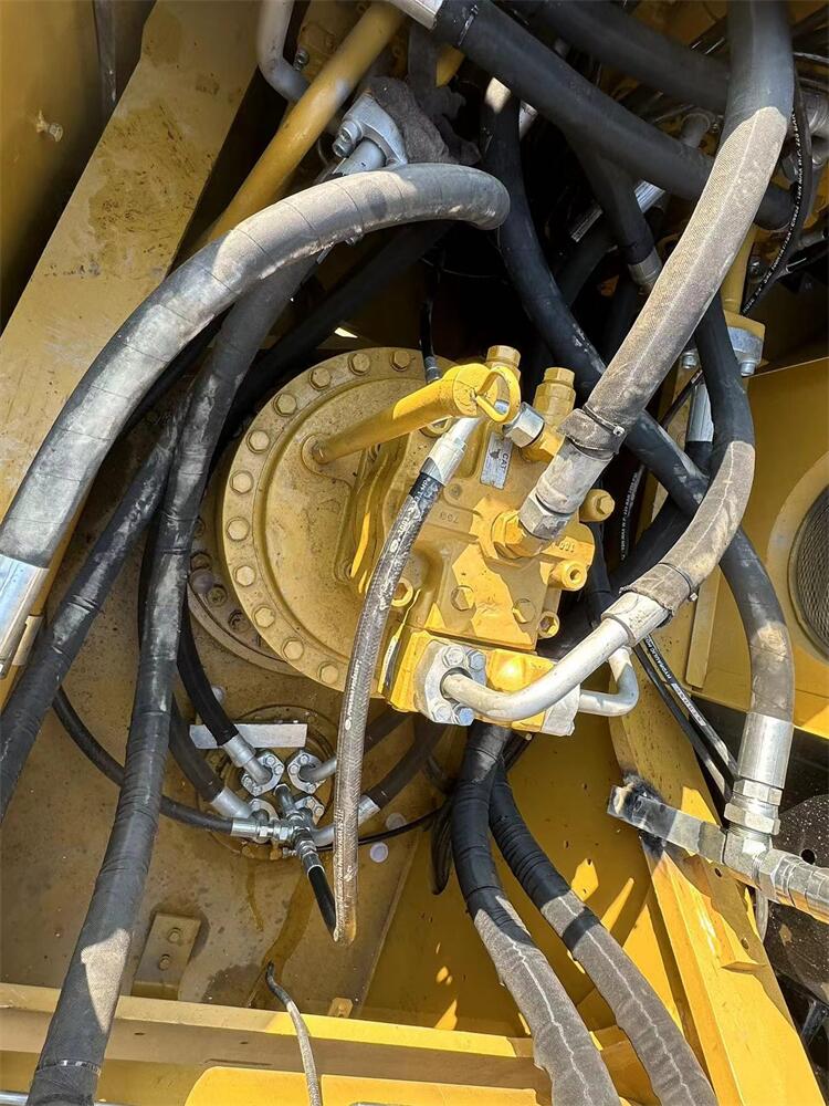 Used 200KW CAT336 Crawler Excavator 36ton for High Power Mining Exploitation in Japan