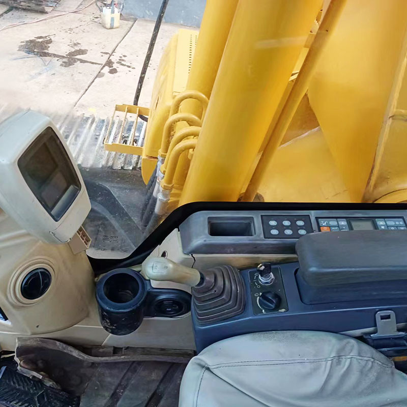 Used Caterpillar 320CL Hydraulic Excavator 110kw Rated Power Original CAT 3066ATAAC Engine