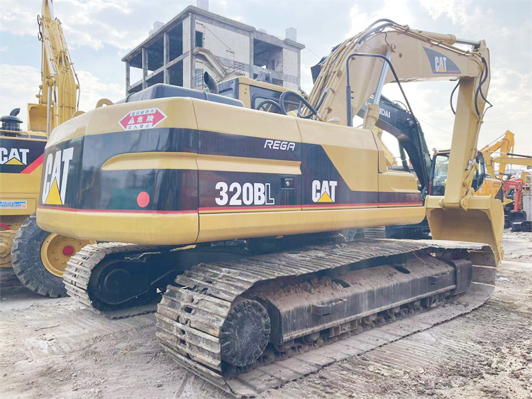 2010 Year 110 kW Japan Made 20 Ton Used CAT 320BL Excavator for Construction Projects