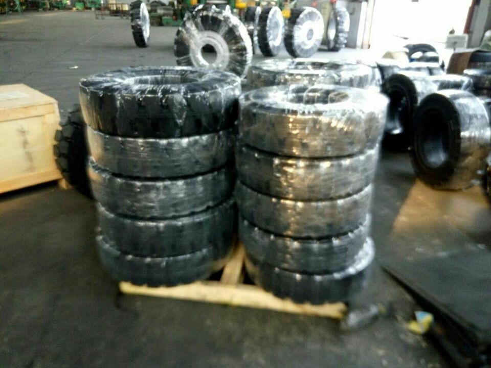 China Produced High Quality Guiding Ring Handling Clip Tires Available On Factory Price