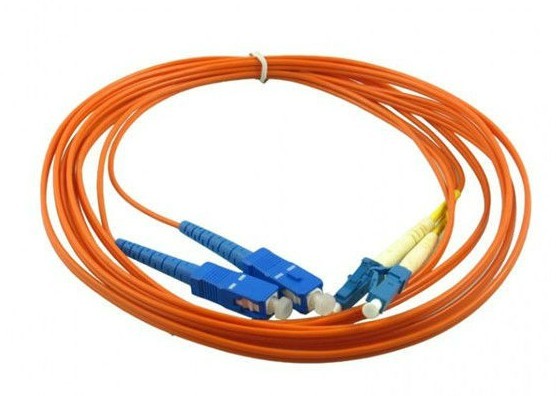 LSZH 3.0mm cable diameter Single-mode low insertion loss E2000 Fiber Optic Patch Cord