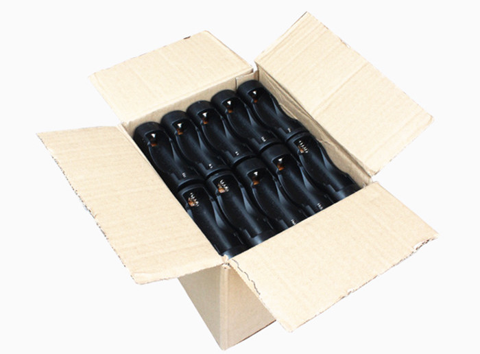 Balck 18650 26650 Battery Charger , 3.5mm Lithium Two Battery Chargers