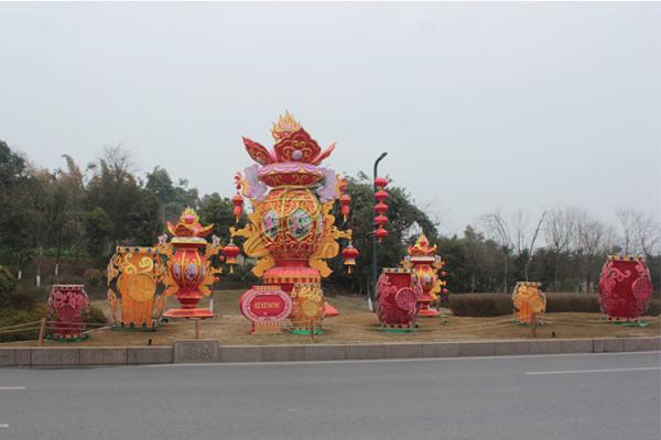 Buy cheap Red Decorated Special Lamp Post Lantern Display On Chinese Street from wholesalers