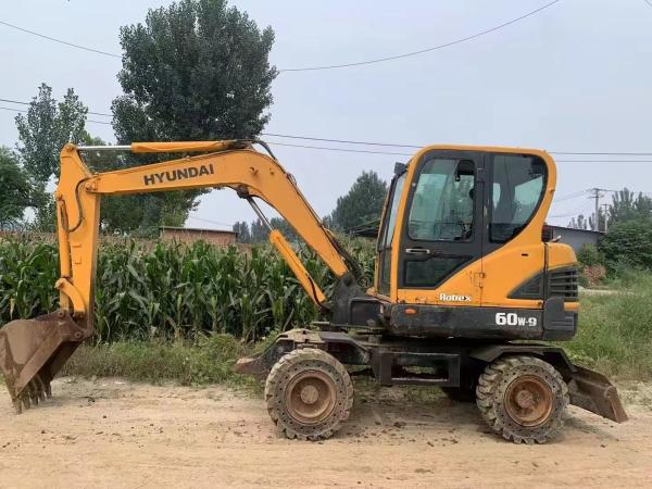 Buy cheap Used Hyundai 60W-9 Digger Machine With 6070mm Max Digging Height from wholesalers