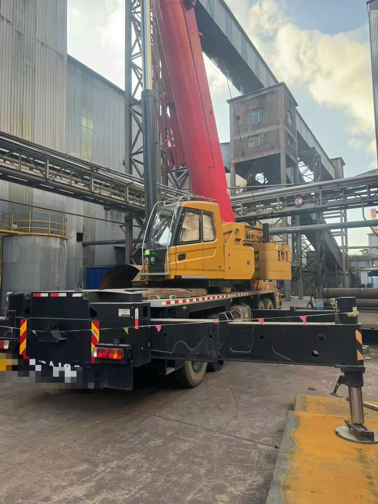 2022 Sany 80 Ton Mobile Truck Crane with Five-Arm Jib and Max Working Height of 50 Meters in Excellent Condition
