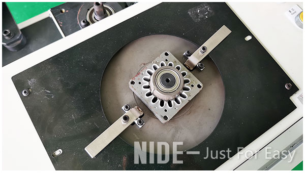 stator insulation paper inserting machine.jpg