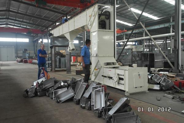 Buy cheap Alkali Resistant Belt Driven Elevator 200 Cubic Meters No Raise Dust from wholesalers