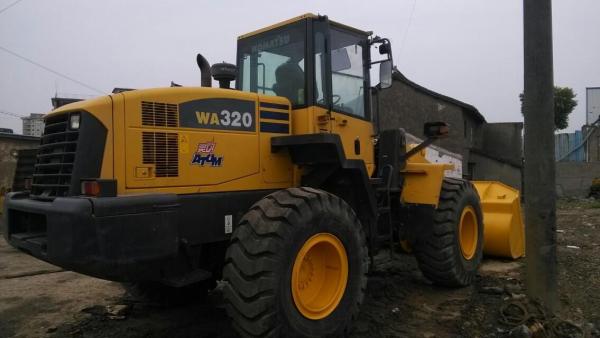 Buy cheap Japan Made Used KOMATSU WA320-5 4Ton Wheel Loader For Sale from wholesalers